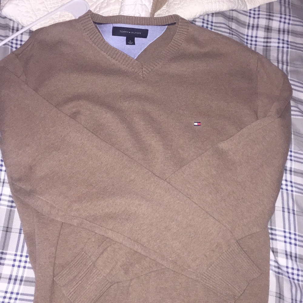 V neck tommy long sleeve